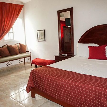 El Catey Hotel Nuevo Amanecer מראה חיצוני תמונה