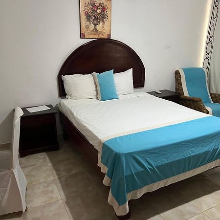 El Catey Hotel Nuevo Amanecer מראה חיצוני תמונה